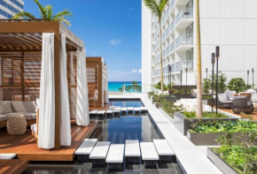  Alohilani Resort Waikiki Beach  Гонолулу